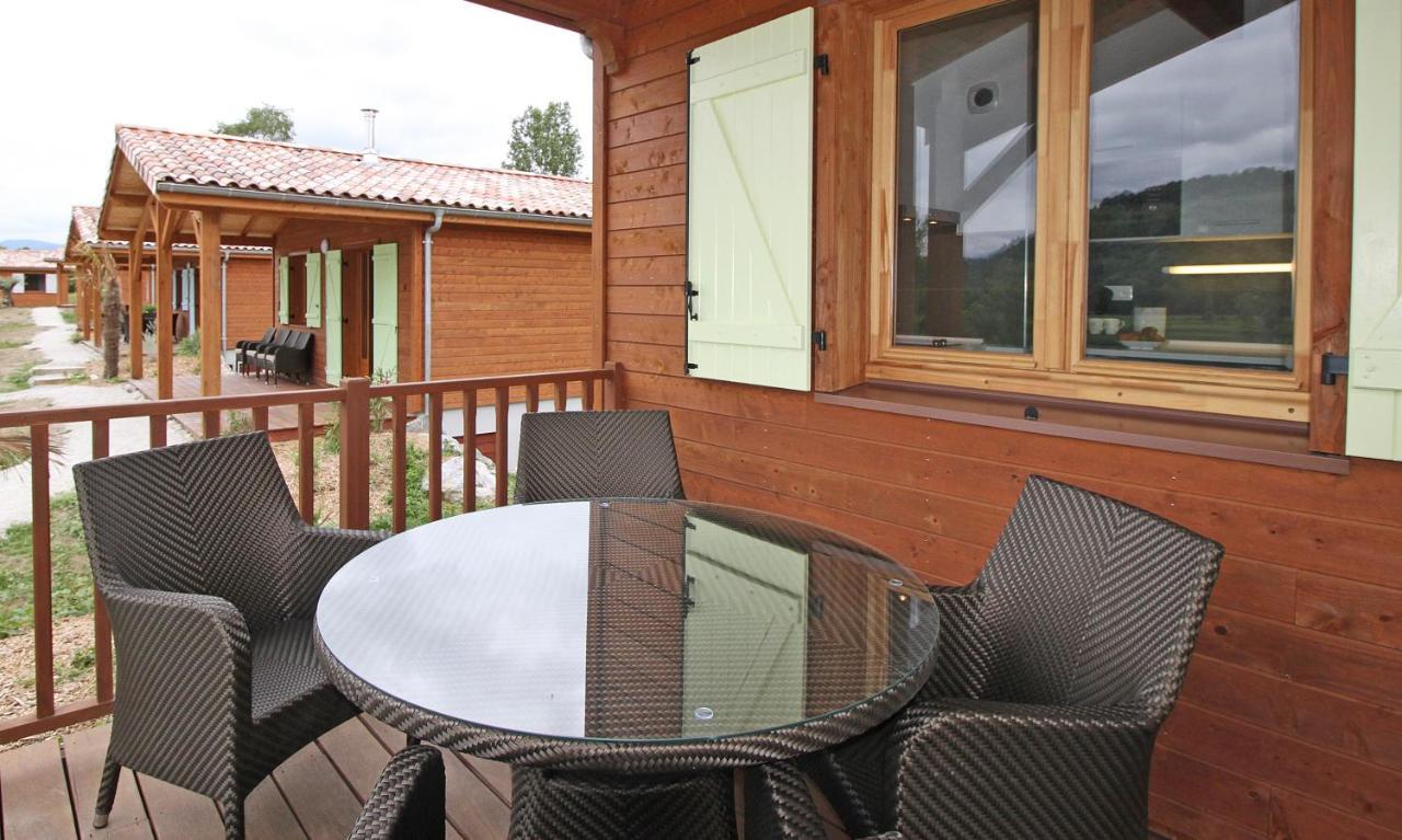 Les Chalets Montréjeau Exteriör bild